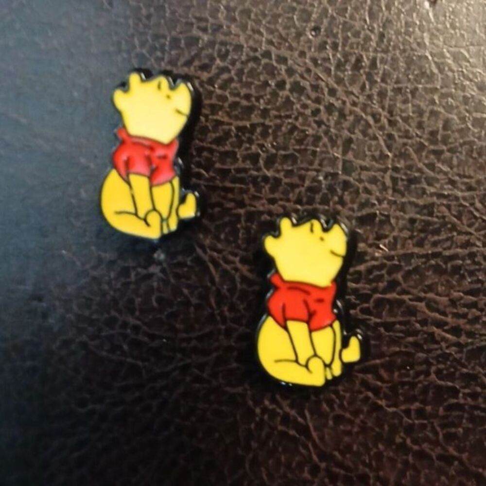 Disney Winnie the Pooh Small Stud Earrings About .5"